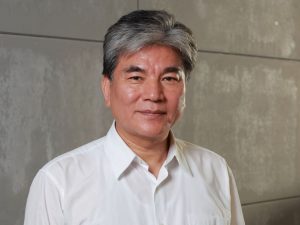 李鴻源-300x225 李鴻源-300x225